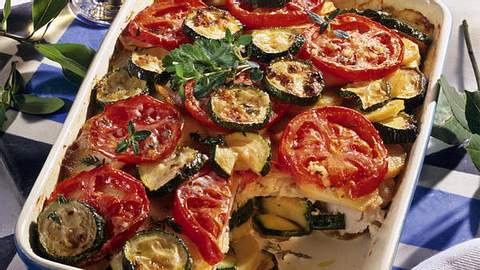 Zucchini-Fisch-Moussaka Rezept - Foto: House of Food / Bauer Food Experts KG