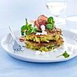 Zucchini-Fritters mit Feta, Pancetta und Brunnenkresse Rezept - Foto: House of Food / Bauer Food Experts KG
