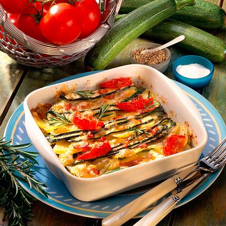 Zucchini-Gratin mit Lachsschinken Rezept Zucchini-Gratin mit Lachsschinken Rezept