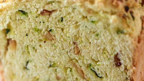Zucchini-Pilz-Brot Rezept - Foto: House of Food / Bauer Food Experts KG