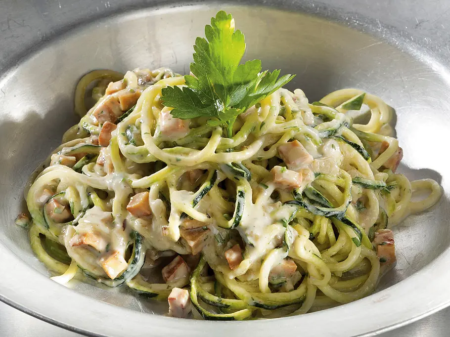 Zucchini-Spaghetti alla carbonara Rezept
