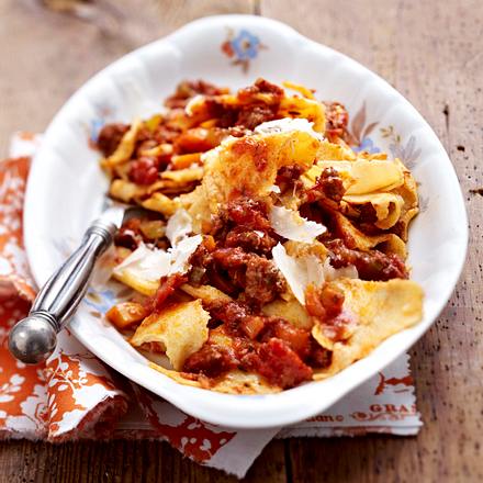 Zupfnudeln mit Bolognese Rezept