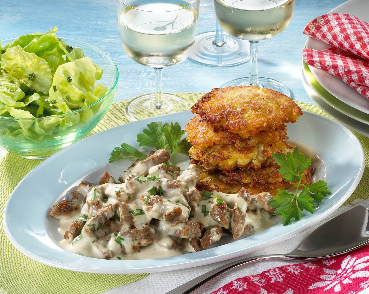 Zürcher Geschnetzeltes mit Rösti Rezept