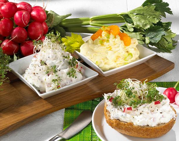 Zwei Pikante Dickmilch-Aufstriche Rezept Zwei Pikante Dickmilch-Aufstriche Rezept