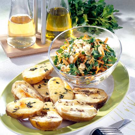 Zweierlei Käsekartoffeln vom Blech Rezept Zweierlei Käsekartoffeln vom Blech Rezept