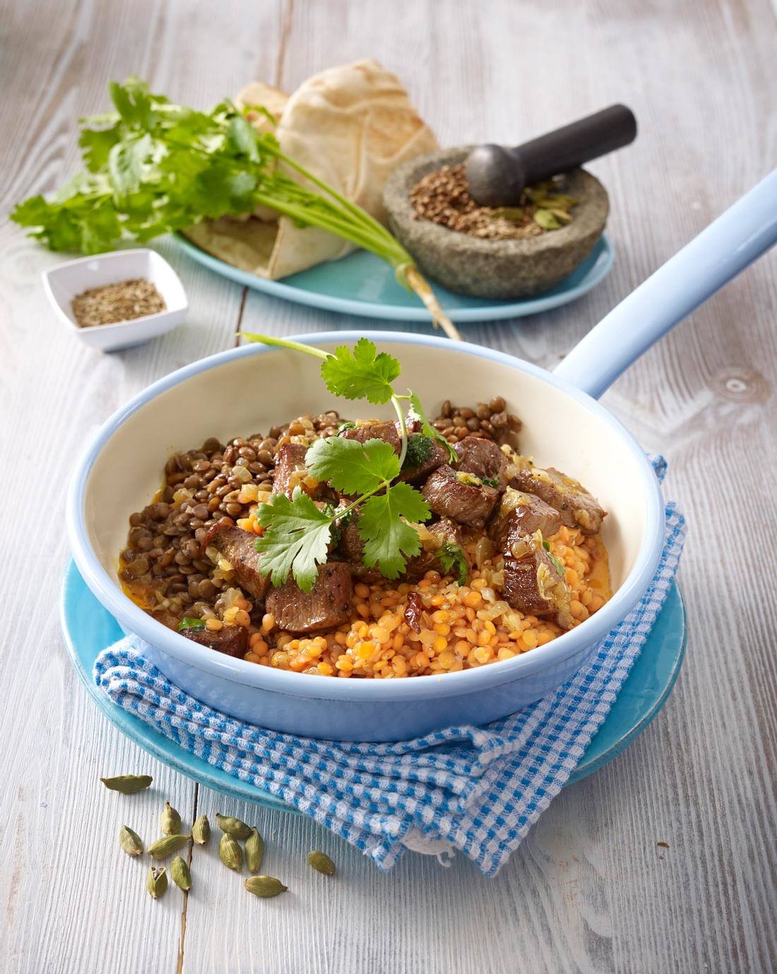 Zweierlei Linsen mit Lamm Rezept | LECKER