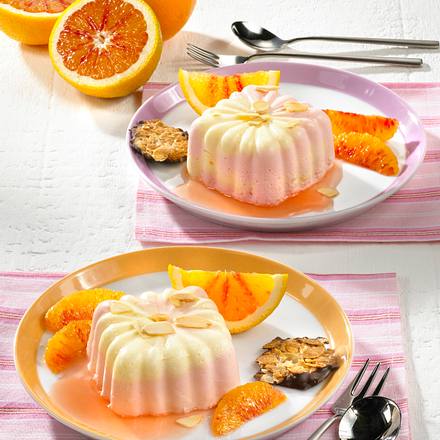 Zweifarbige Mousse mit Blutorangen und Florentinern Rezept Zweifarbige Mousse mit Blutorangen und Florentinern Rezept