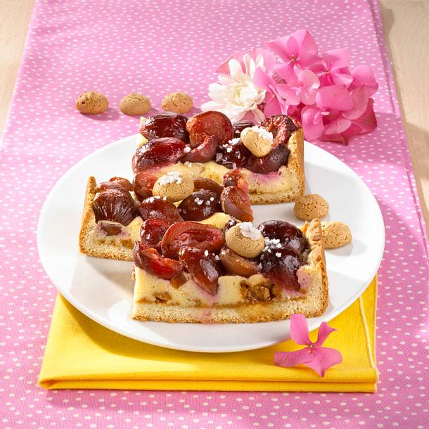 Zwetschen-Amaretti-Blechkuchen Rezept Zwetschen-Amaretti-Blechkuchen Rezept