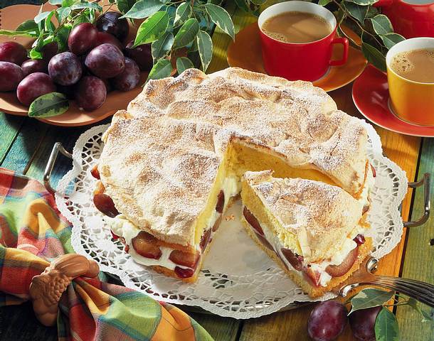 Zwetschen-Baiser-Torte Rezept Zwetschen-Baiser-Torte Rezept