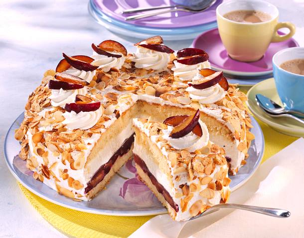 Zwetschen-Marzipan-Torte Rezept Zwetschen-Marzipan-Torte Rezept