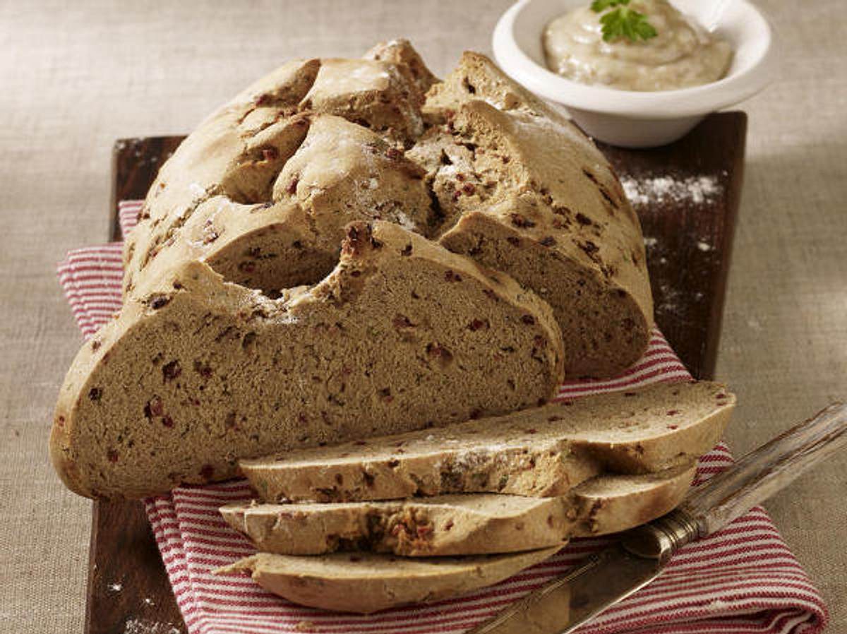 Brotsorten - große Vielfalt aus dem Backofen - zwiebelbrot