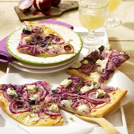 Zwiebelkuchen mit Ziegenkäse Rezept Zwiebelkuchen mit Ziegenkäse Rezept
