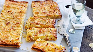 Zwiebelkuchen „Simply The Best“ Rezept - Foto: House of Food / Bauer Food Experts KG