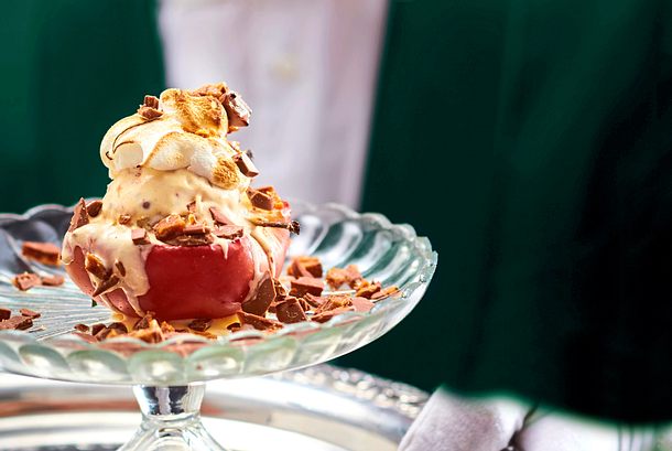 „Coming Home“-Äpfelchen mit Baiserzipfel Rezept